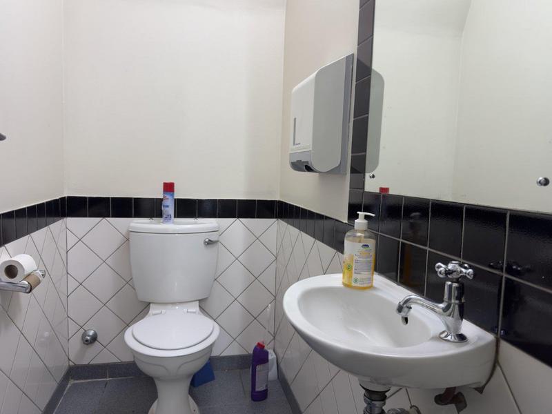 To Let commercial Property for Rent in Mowbray Western Cape